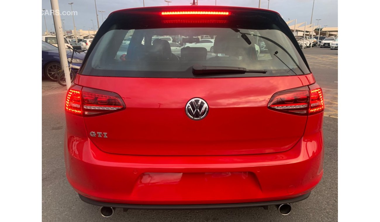 فولكس واجن جولف Volkswagen Golf GTI_Gcc_2016_Excellent_Condition _Full option