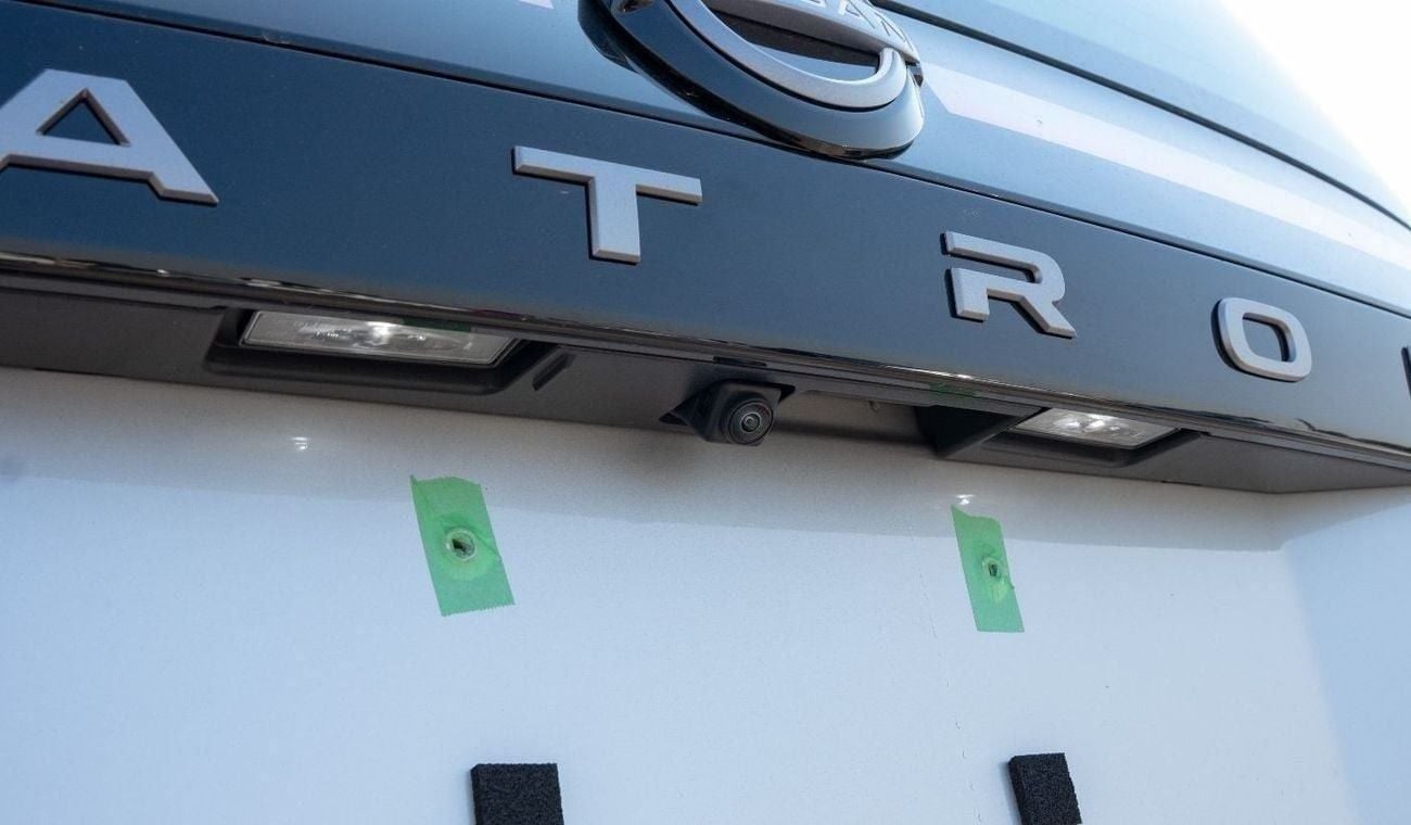 Nissan Patrol 2026 Nissan Patrol SE Platinum 3.8L AT Petrol (Silver Black Roof)