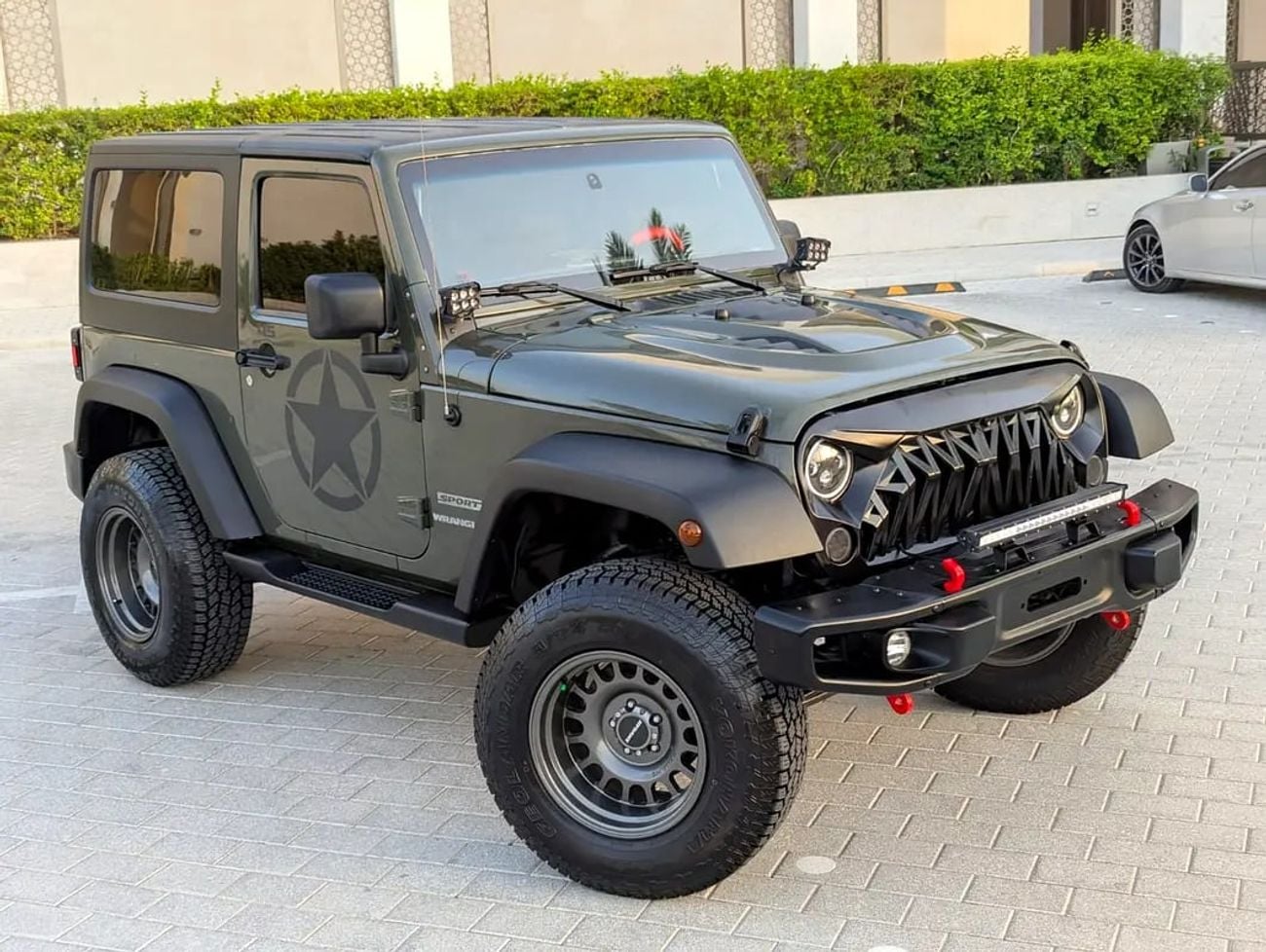 جيب رانجلر Sport GCC Specs - Well Maintained And Fully Modded Very Clean Low KM SUV
