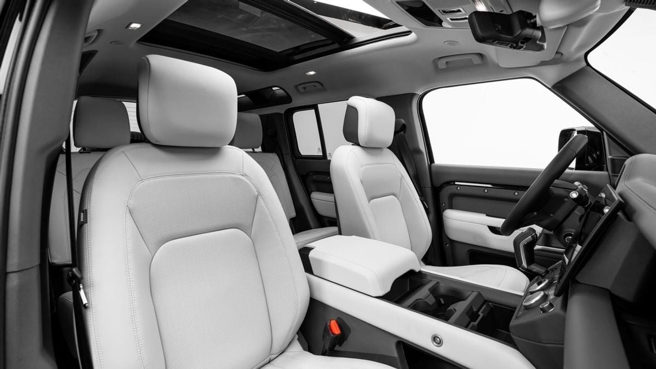 Land Rover Defender X-Dynamic HSE P400e - 2026