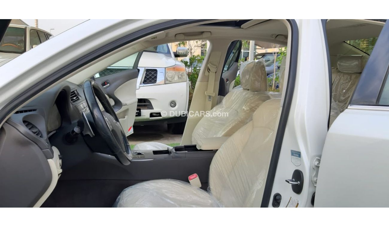 لكزس IS 250 وارد - رقم واحد - فتحة - جلد - رنجات  - بحالة ممتازة لاتحتاج لاى مصاريف