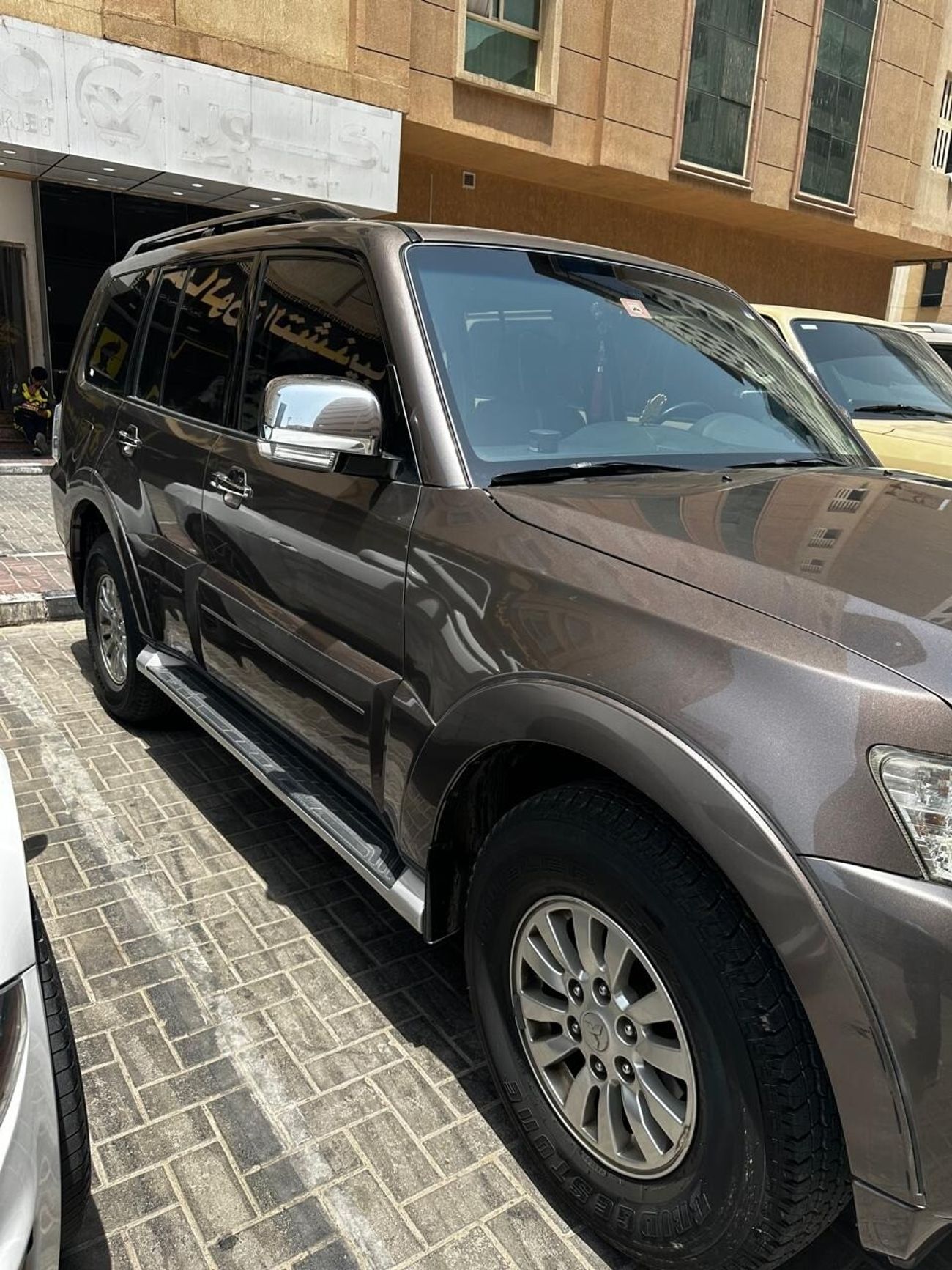 Mitsubishi Pajero GLS MIDLINE