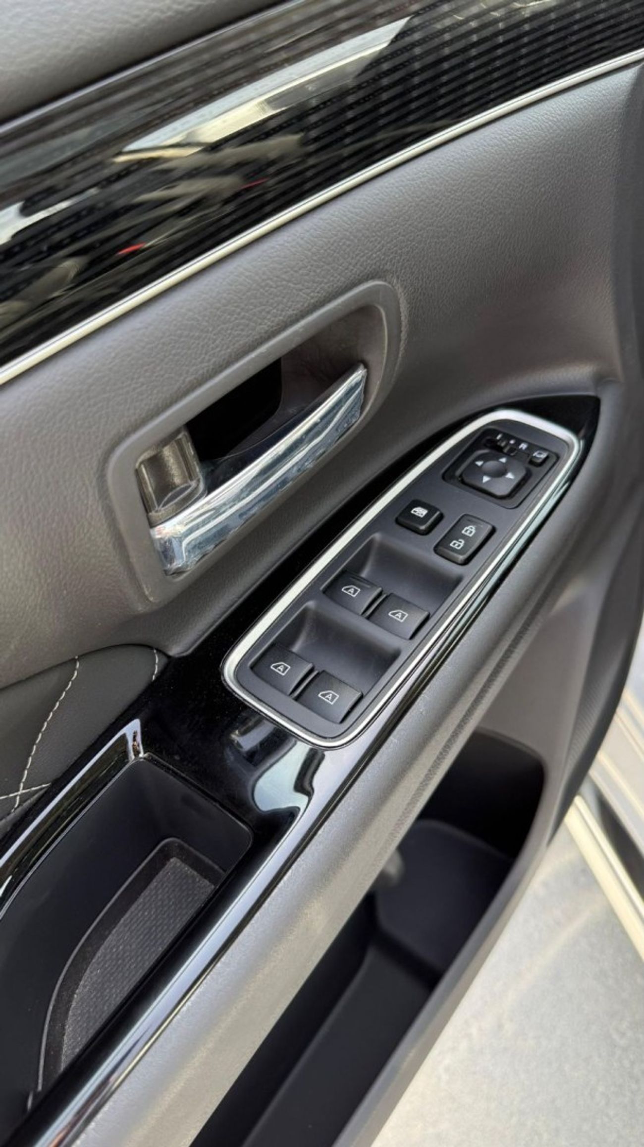 ميتسوبيشي آوتلاندر 2.0