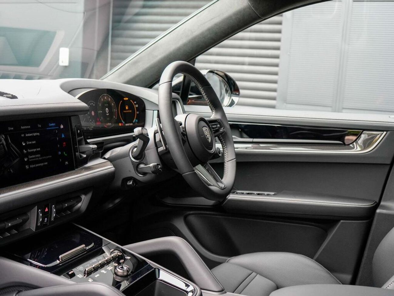 Porsche Cayenne E-Hybrid Coupe 4.0 V8 E-Hybrid 25.9kWh Turbo TiptronicS 4WD Euro 6 (s/s) 5dr (EXPORT ONLY)