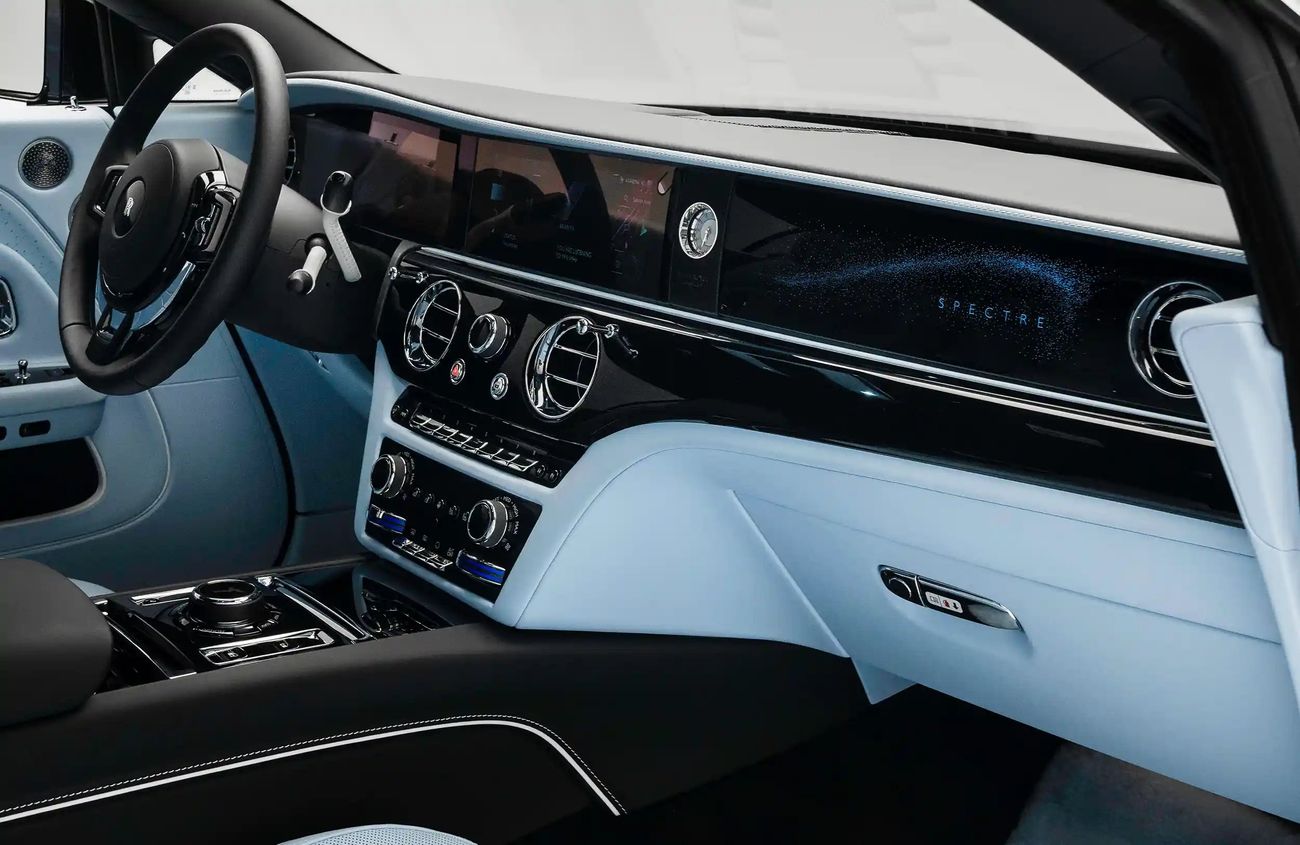 رولز رويس سبيكتر Dual Electric Motors | Warranty