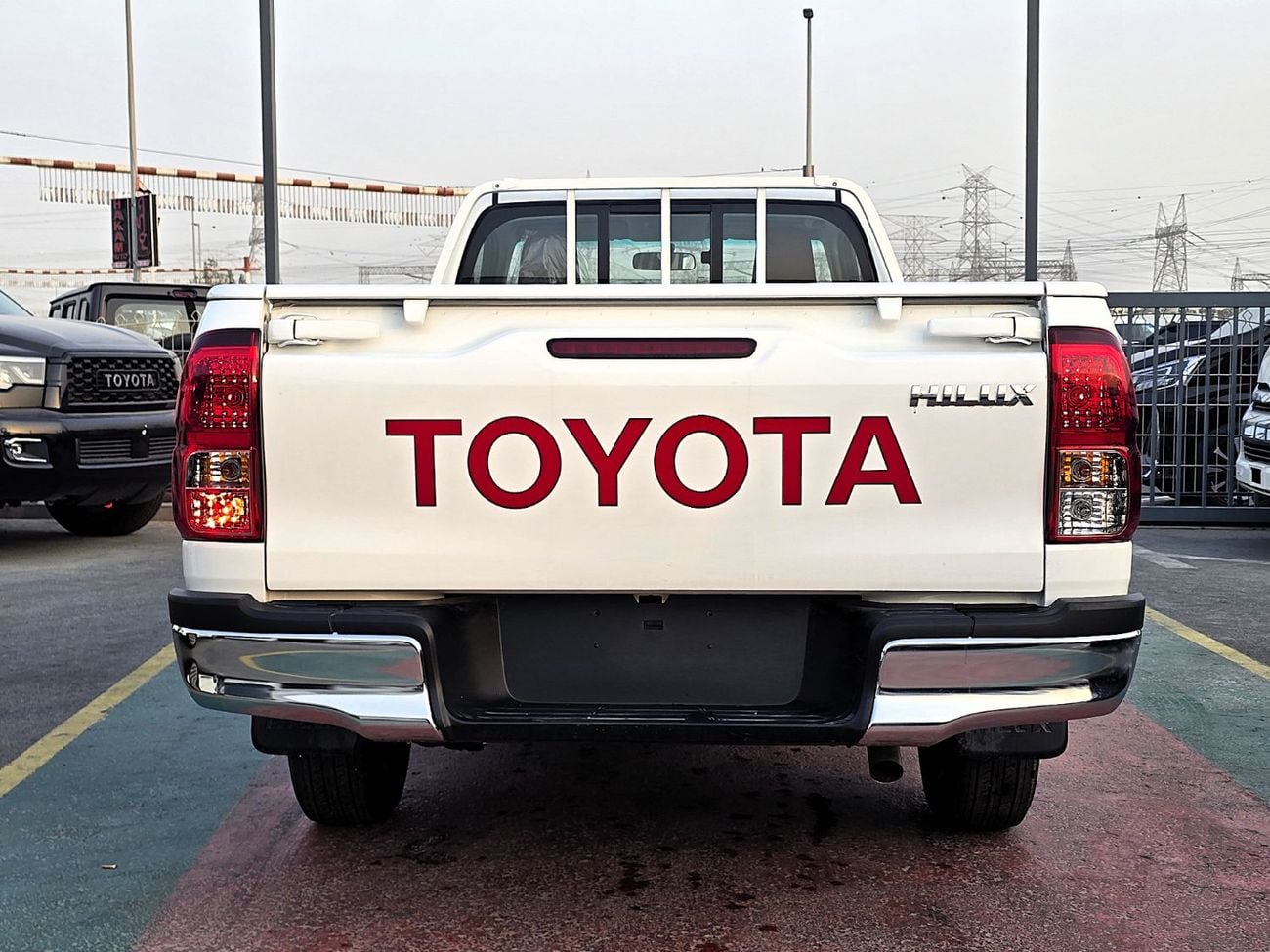 تويوتا هيلوكس  Toyota Hilux Single Cabin 2.4L diesel turbo M/T 2*4 White Color 2026 Model