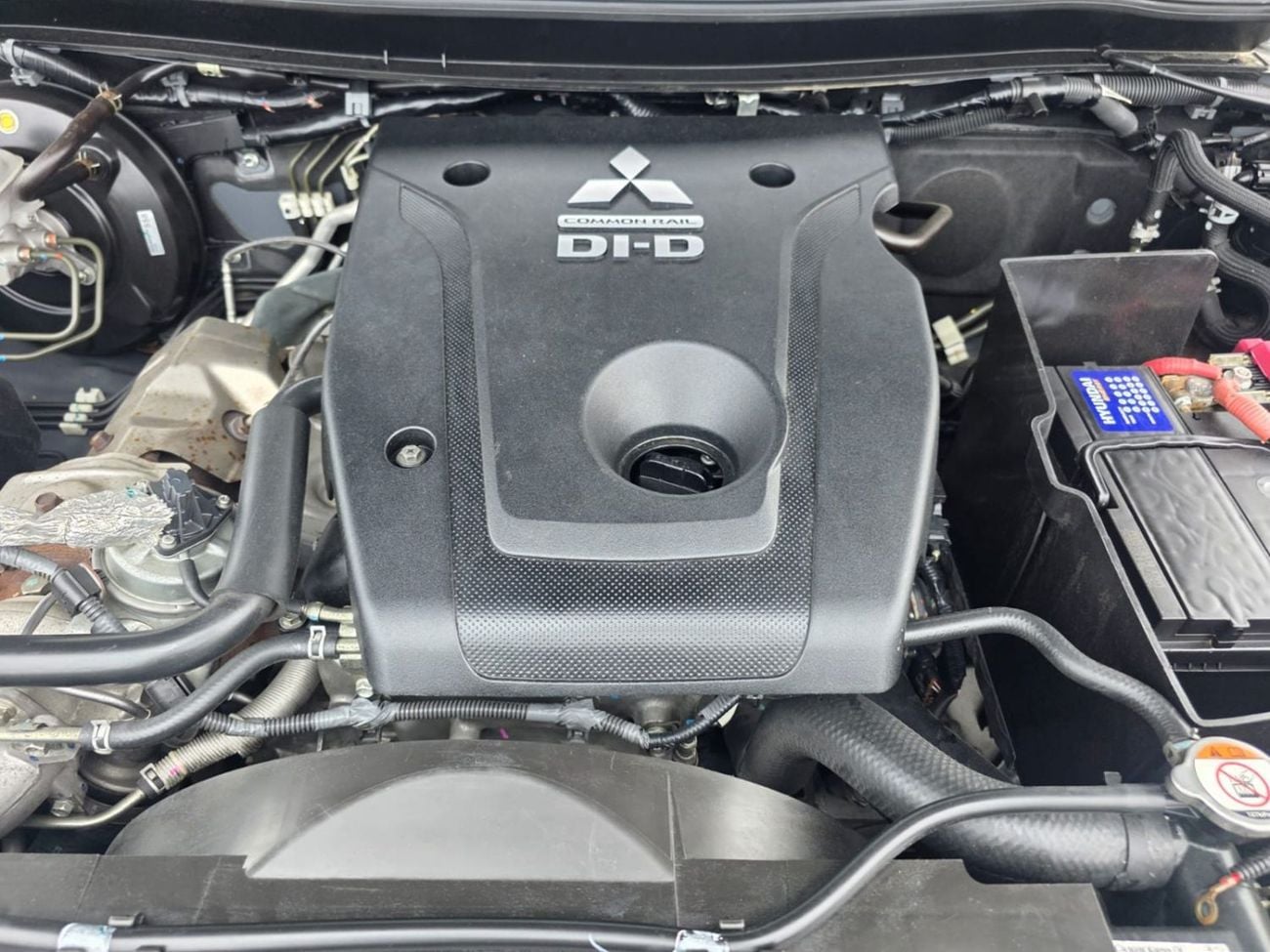 ميتسوبيشي تريتون MITSUBISHI TRITON PICKUP RHD 2020 MODEL 2.4 L DIESEL AUTOMATIC(PM04983)