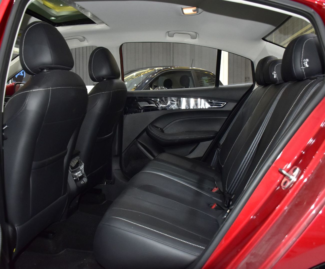 أم جي 5 EXCELLENT DEAL for our MG 5 ( 2025 Model ) in Red Color GCC Specs