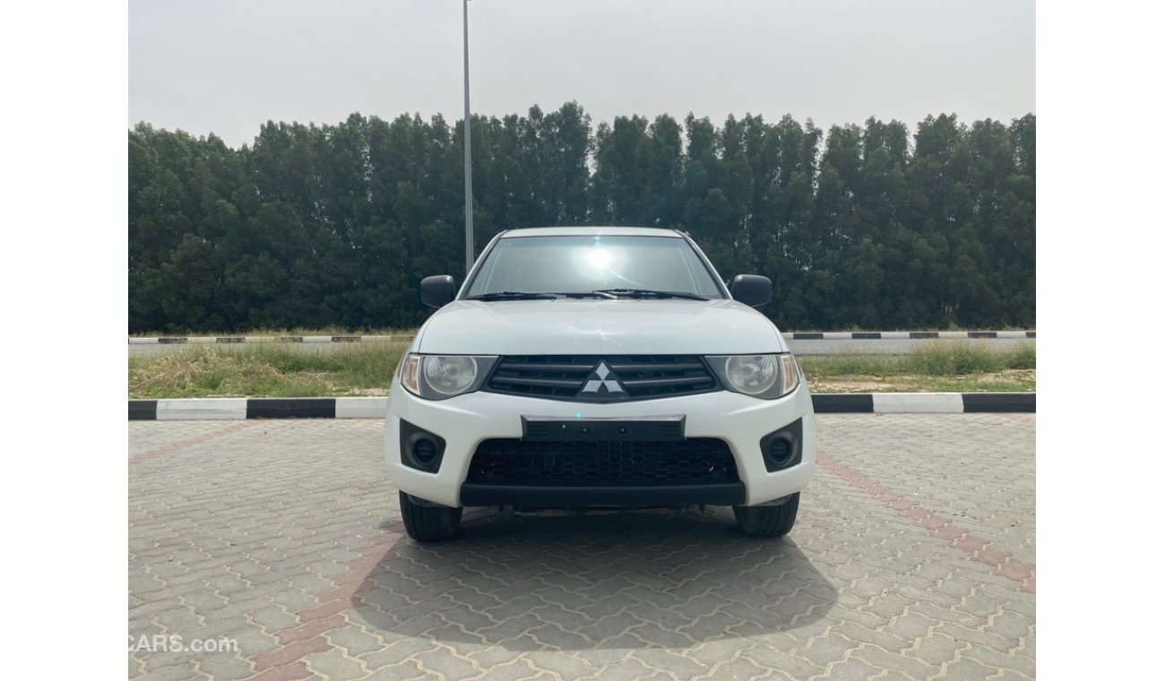 ميتسوبيشي L200 2013 4x2 Ref#115 (السعر نهائي)