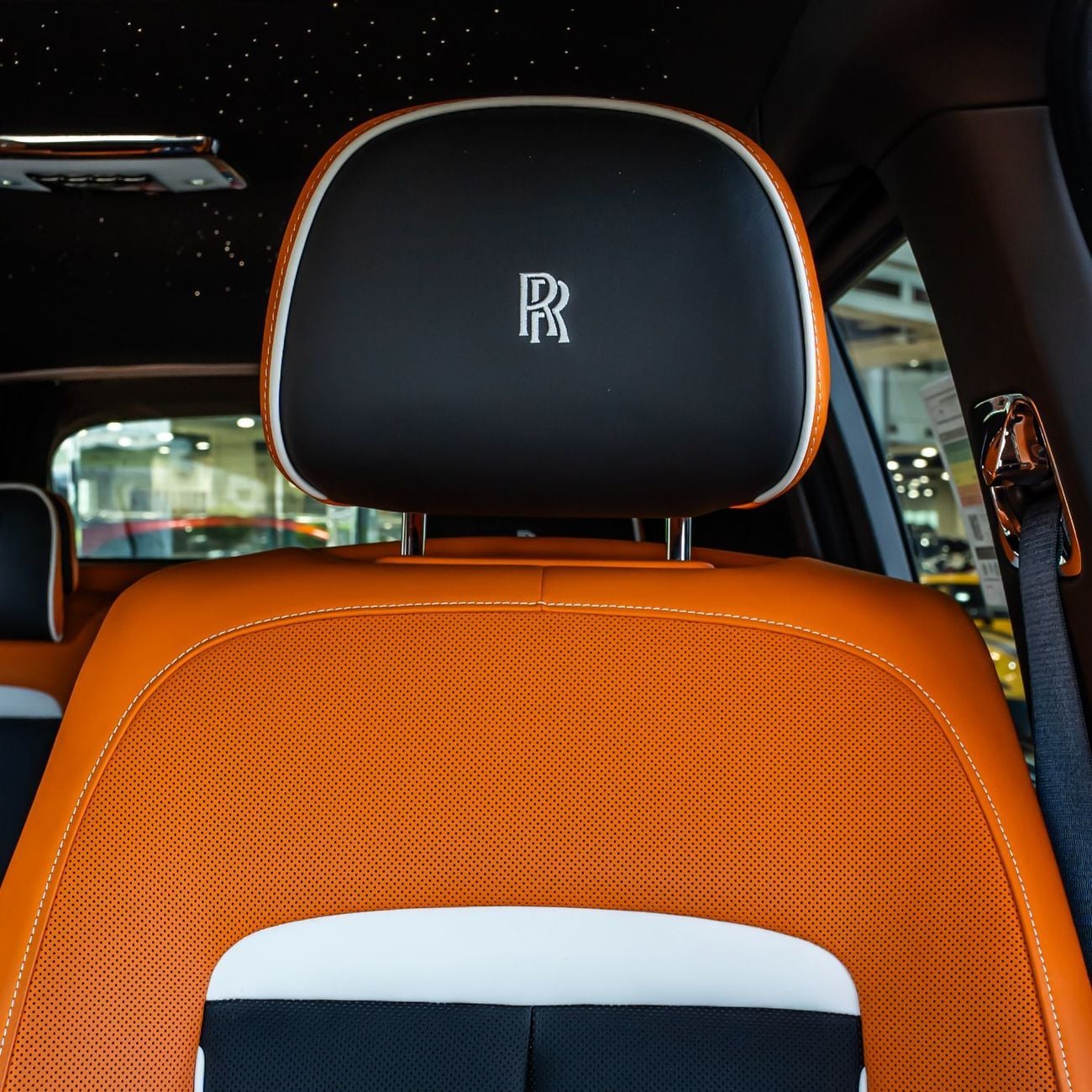 Rolls Royce Cullinan BLACK BADGE