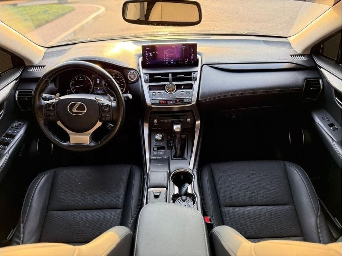 Lexus NX300 LEXUS NX300 Platinum