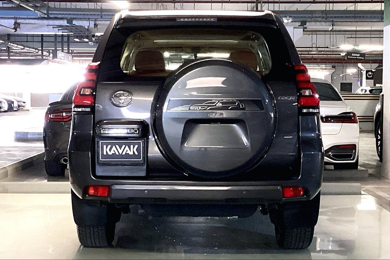 تويوتا برادو GXR | شامل الضمان | 0 ﺪﻔﻋﺓ ﺃﻮﻟﻯ