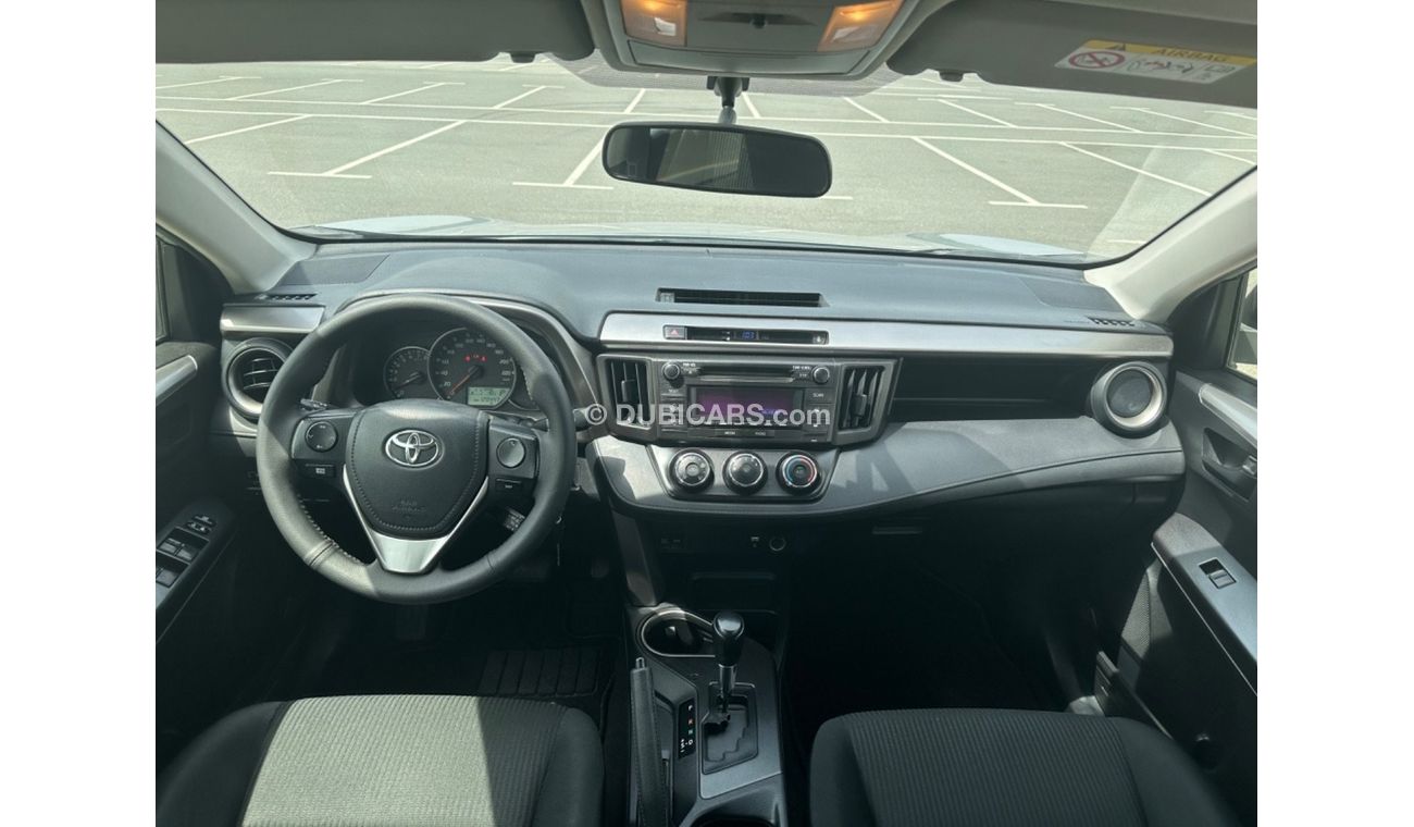 Toyota RAV4 EX MODEL 2016 GCC CAR PREFECT CONDITION INSIDE AND OUTSIDE LOW MILEAGE original paint