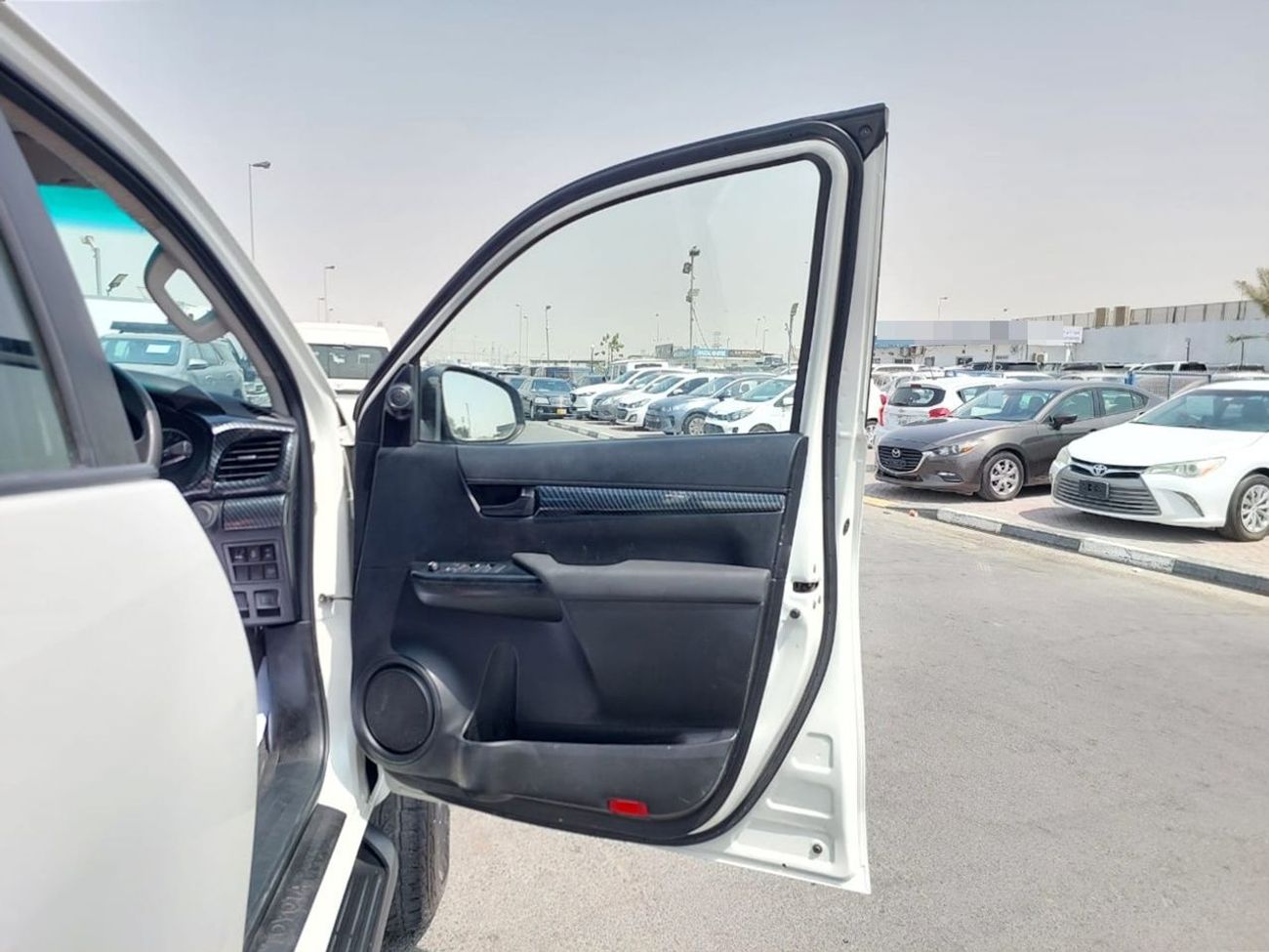 تويوتا هيلوكس TOYOTA HILUX PICK UP RHD 2018 MODEL 2.8 L DIESEL AUTOMATIC(PM06450)