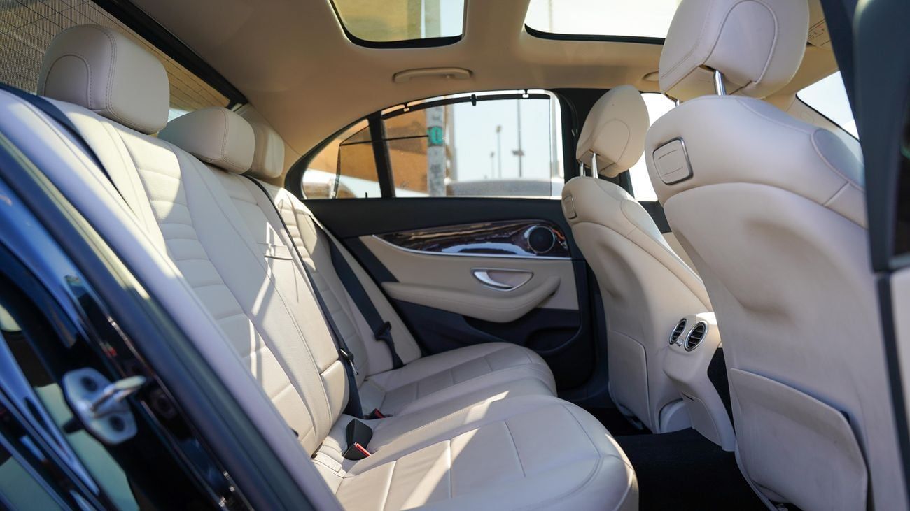 مرسيدس بنز E300 AMG
