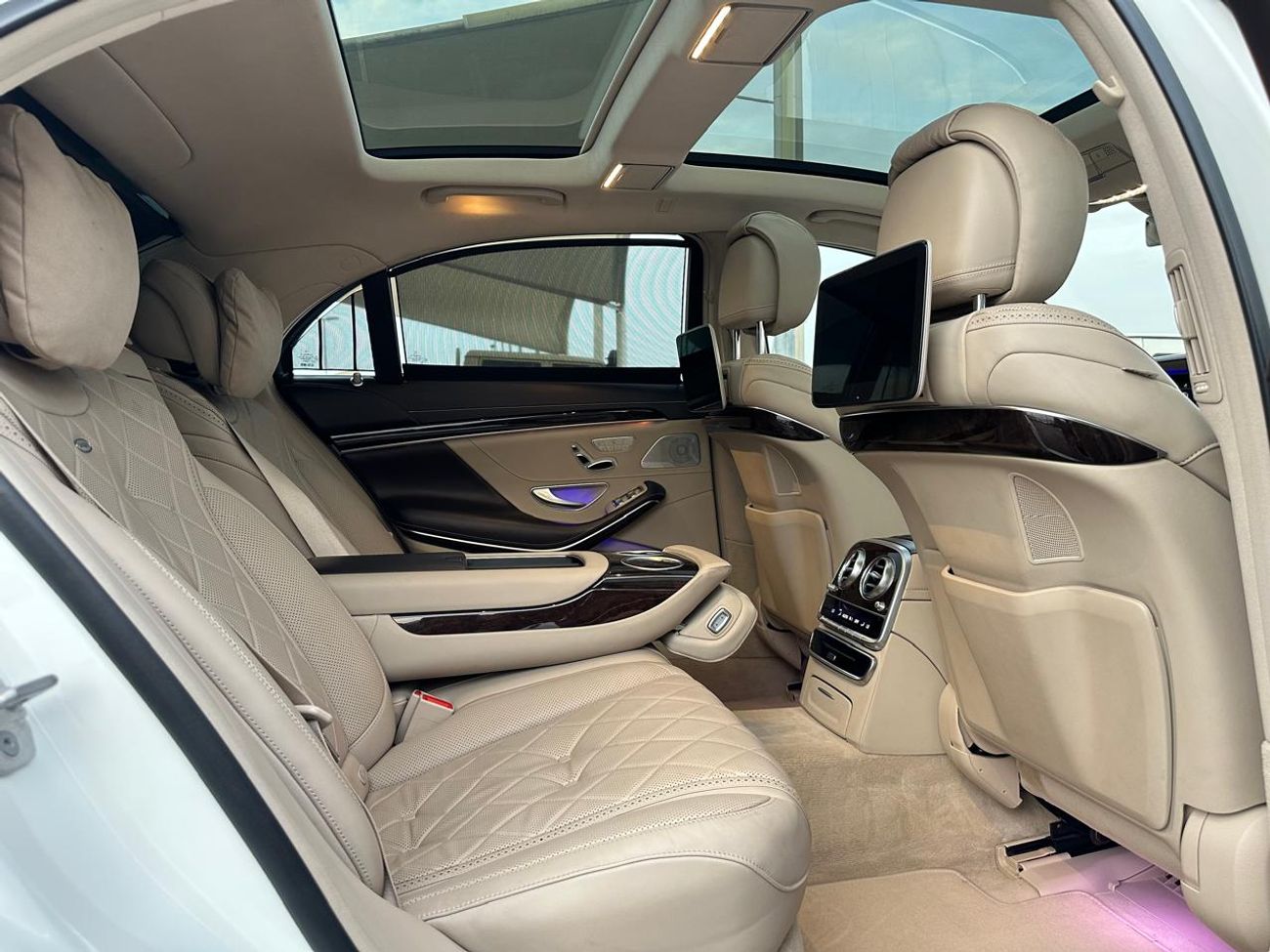 Mercedes-Benz S 560 Mercedes S560_ 2018_ Gulf _in excellent condition_ no problems