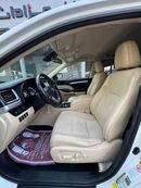 Toyota Highlander 2017 LE 4x4 BEIGE COLOR US SPEC