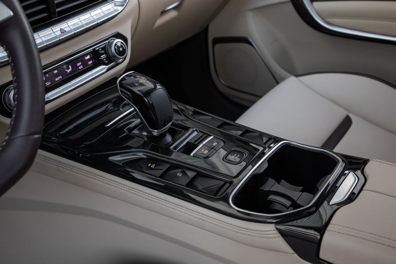 Bestune T77 T77 Deluxe | 1,078 P.M | 0% Downpayment | WARRANTY