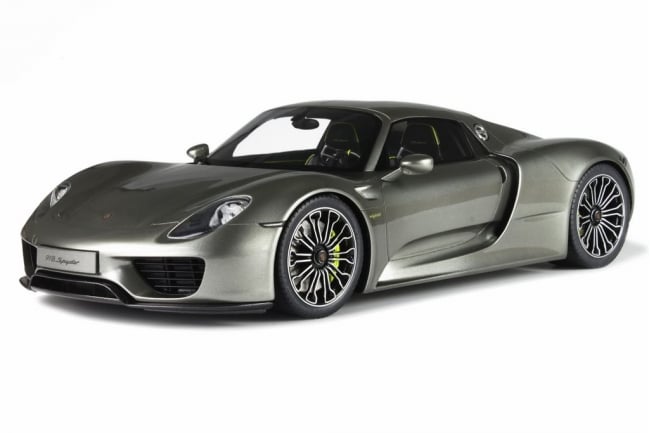 Porsche 918 cover - Front Left Angled