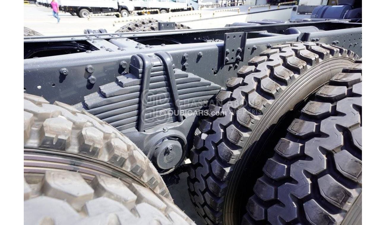 Iveco Trakker Chassis 6×4 – GVW 41 Ton approx. Wheelbase 4500 MY23(EXPORT ONLY)