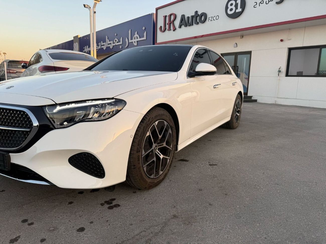 Mercedes-Benz E200 2.0L