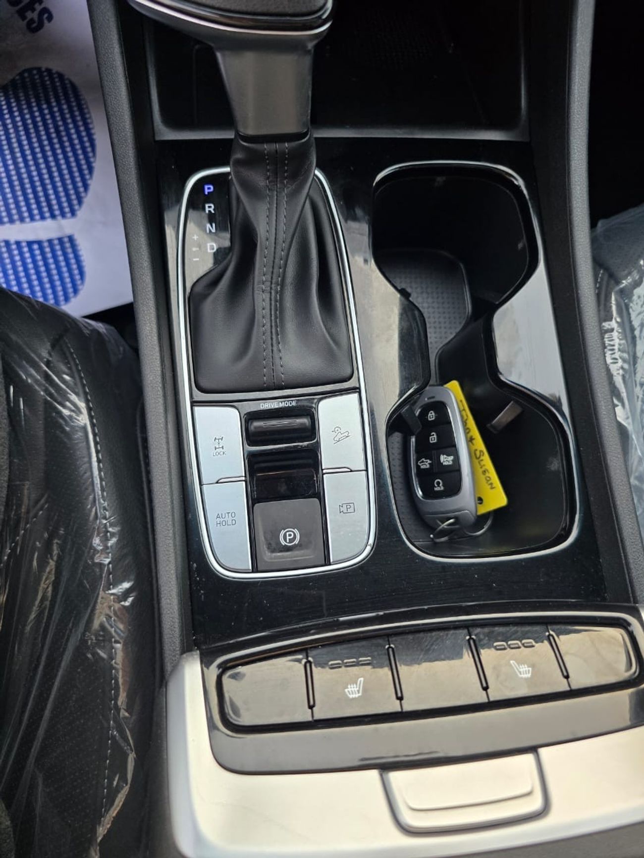 Hyundai Santa Cruz Full option Perfect inside and out