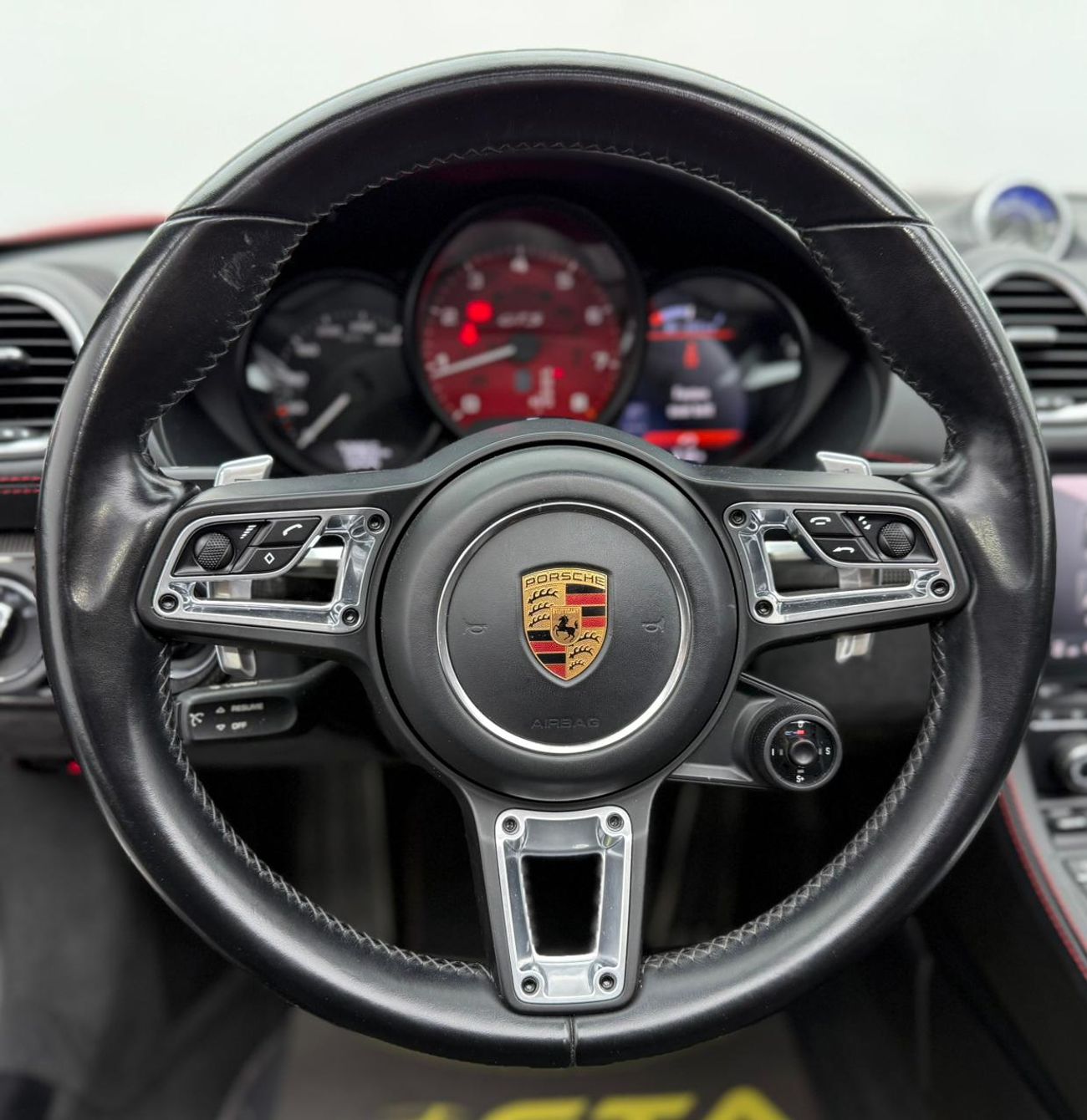 بورش بوكستر 718 GTS 2.5L 2018 Porsche 718 Boxster GTS ,Porsche Warranty Till Feb/2026 ,- Full Porsche Service Histor