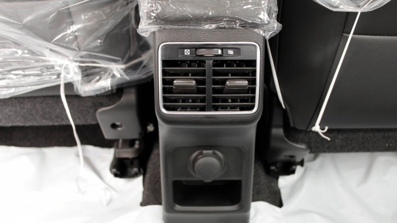 Suzuki Ciaz SUZUKI/Ciaz/VB87E 1462e P68 GLX AT CD9KHZ BT