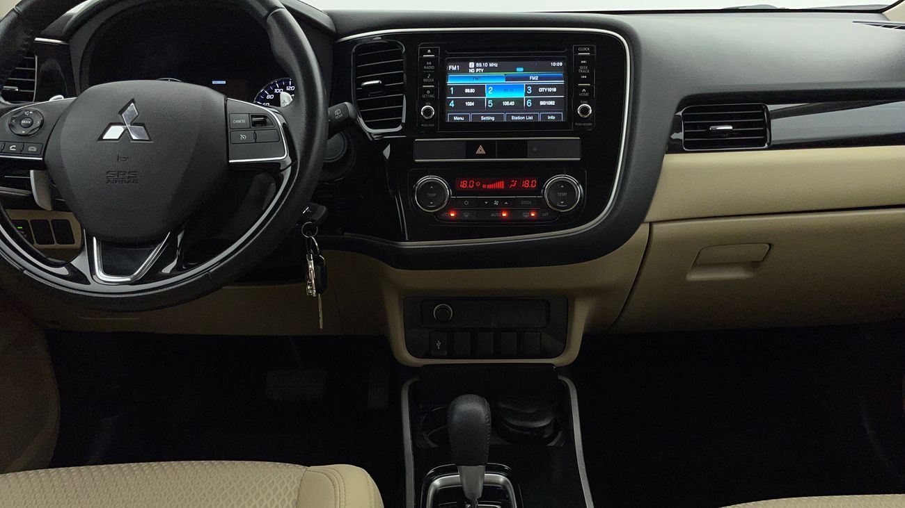 Mitsubishi Outlander GLX LOWLINE 2.4 | Zero Down Payment | Free Home Test Drive