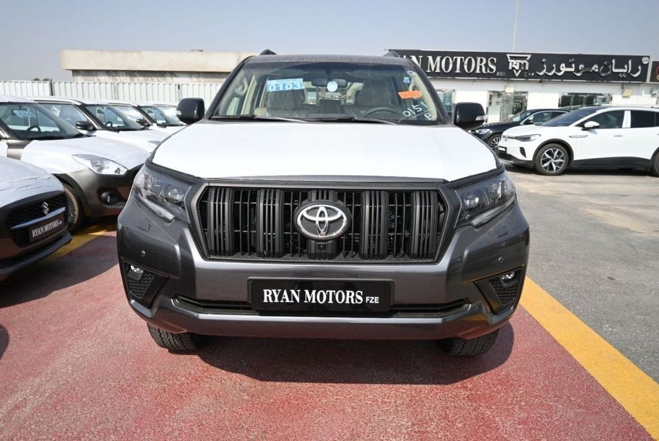 تويوتا برادو تويوتا لاندكروزر برادو 4.0 لتر TX.L بنزين ، دفع رباعي ، 5 أبواب ، مثبت سرعة ، فتحة سقف ، مقاعد كهربا