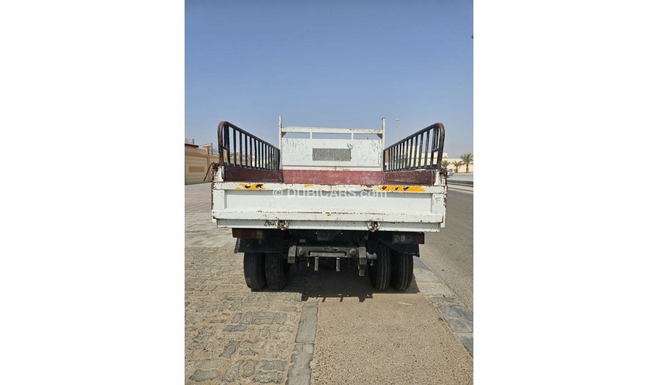 ميتسوبيشي فوسو كانتير