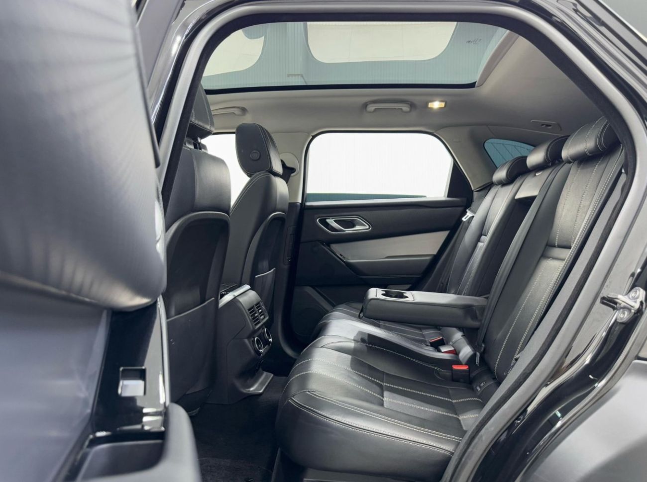 Land Rover Range Rover Velar R-Dynamic 2020 Range Rover Velar R-Dynamic, 2025 Range Rover Warranty, Full Range Rover Service Hist