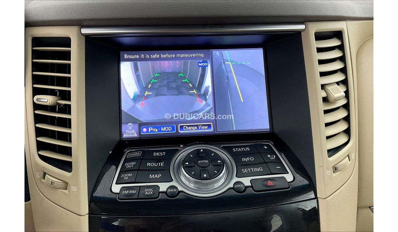 Infiniti QX70 Luxury / Luxe Sensory | 1 year free warranty | 7 day return policy | Zero down payment