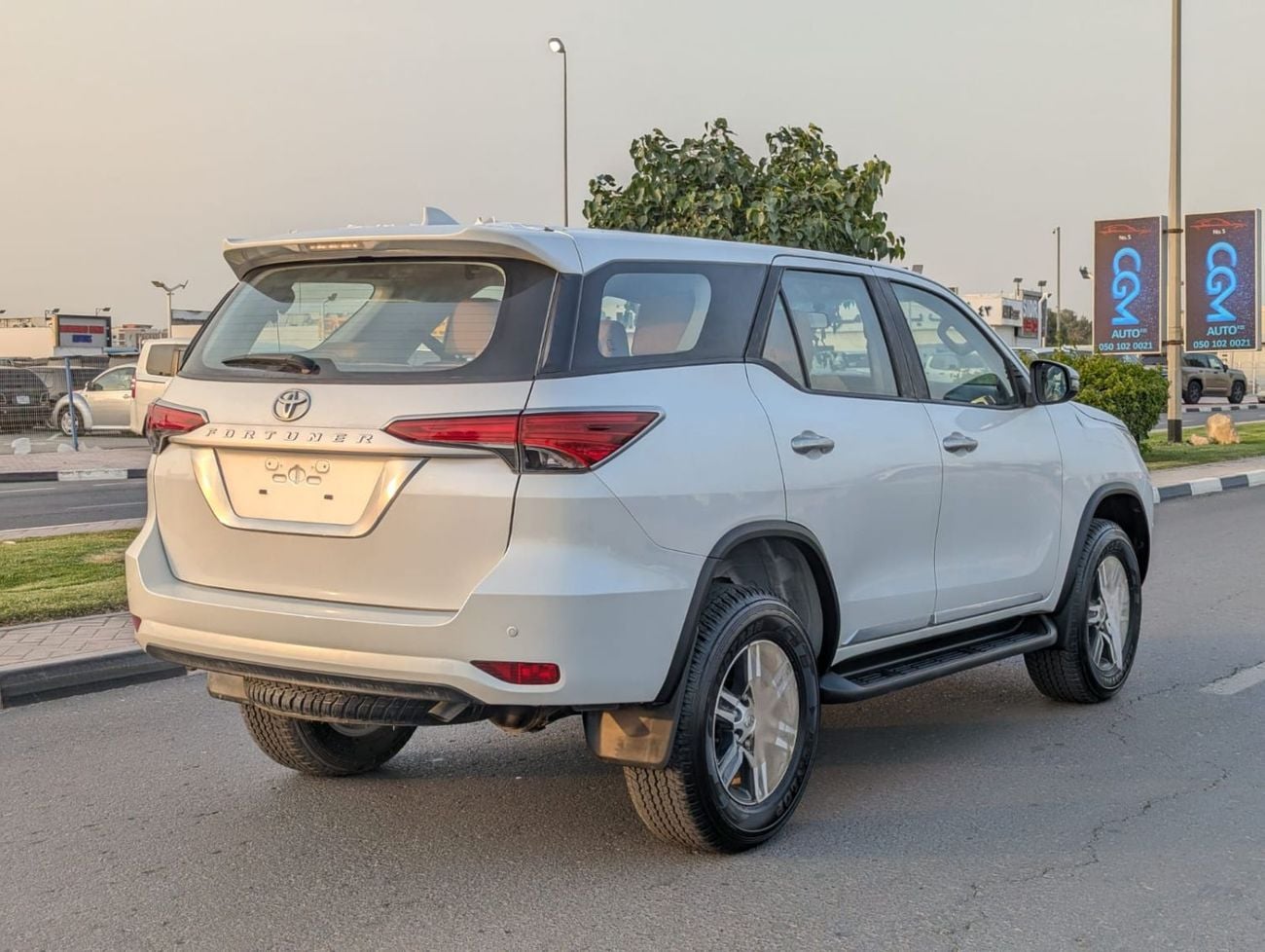 تويوتا فورتونر Toyota Fortuner 2023 LHD brand new