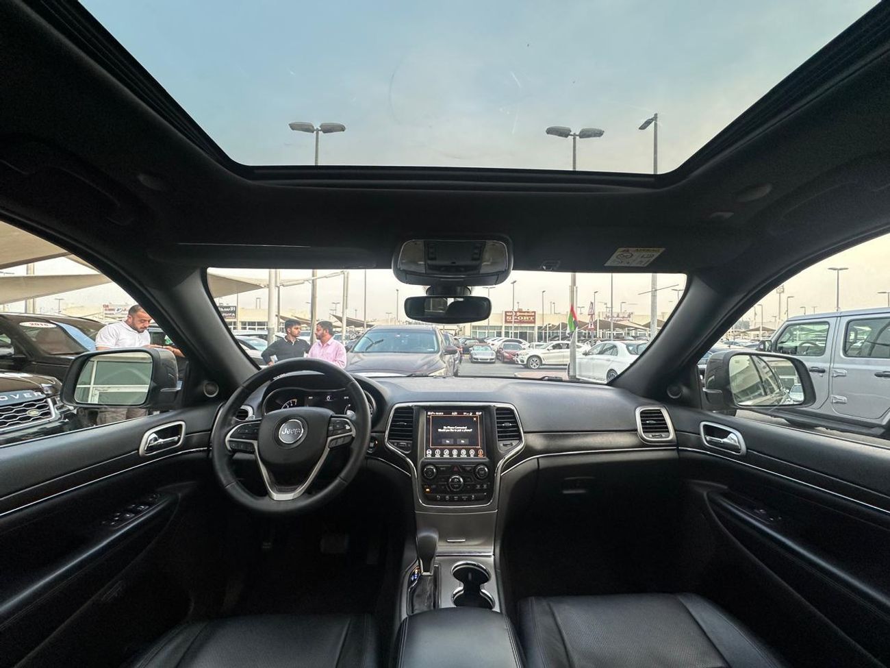 جيب جراند شيروكي Jeep Grand Cherokee Limited-GCC_2018_Excellent condition_Full specifications