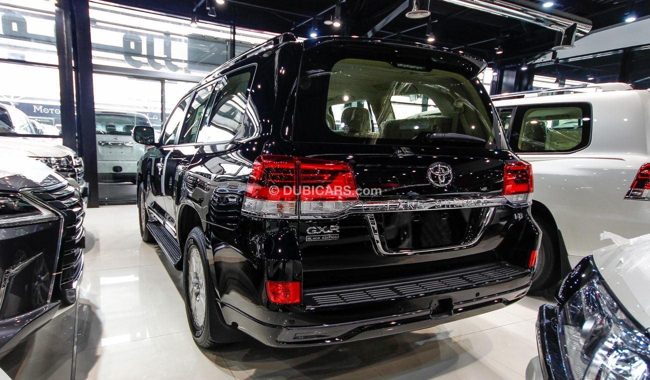 Toyota Land Cruiser GXR Black Edition