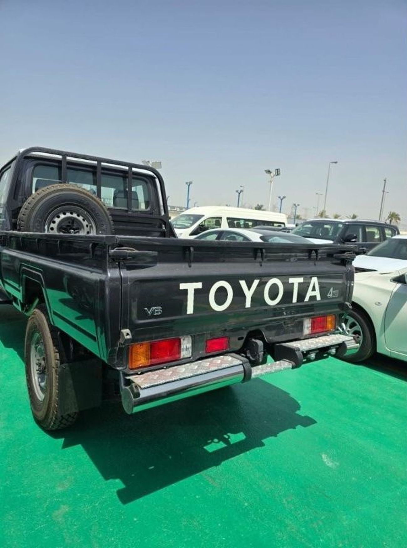 Toyota Land Cruiser Pick Up SINGLE CAB 4.0L PETROL A/T 2024 GCC