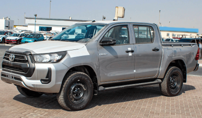 تويوتا هيلوكس TOYOTA HILUX 2.4L MED TURBO ABS 3X AIRBAGS POWER PACK