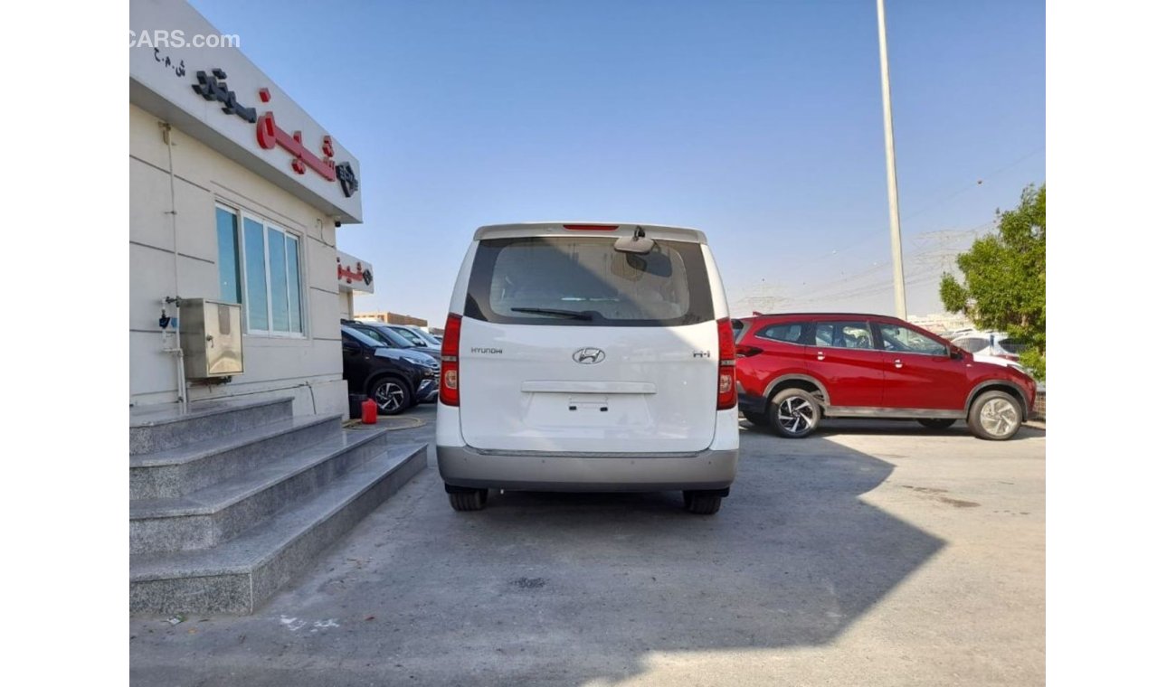 هيونداي H-1 0km Hyundai H1 12 Seater 2.4L Petrol M/T