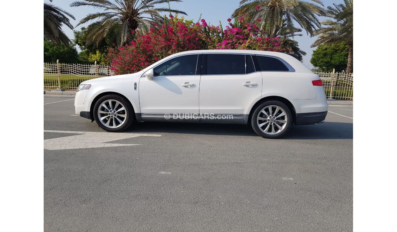Lincoln MKT TOP OF RANGE//LINCOLN//GCC//760/- MONTHLY//0%DOWN PAYMENT//7 SEATS