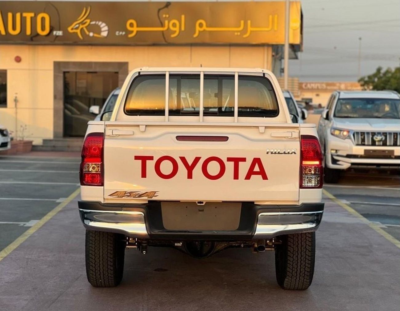 تويوتا هيلوكس TOYOTA HILUX 2.4 DIESEL 4WD 4DOORS 2024