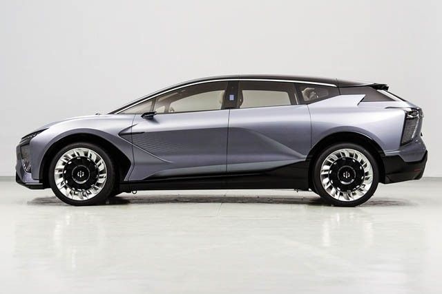 HiPhi X exterior - Side Profile