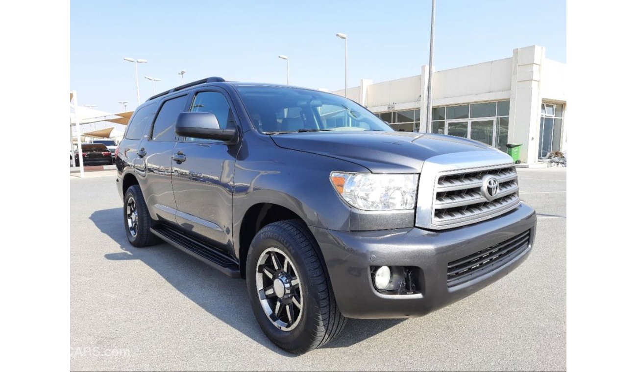 Toyota Sequoia Toyota sequoia 2014 ,,,sunroof very good coundation for sale