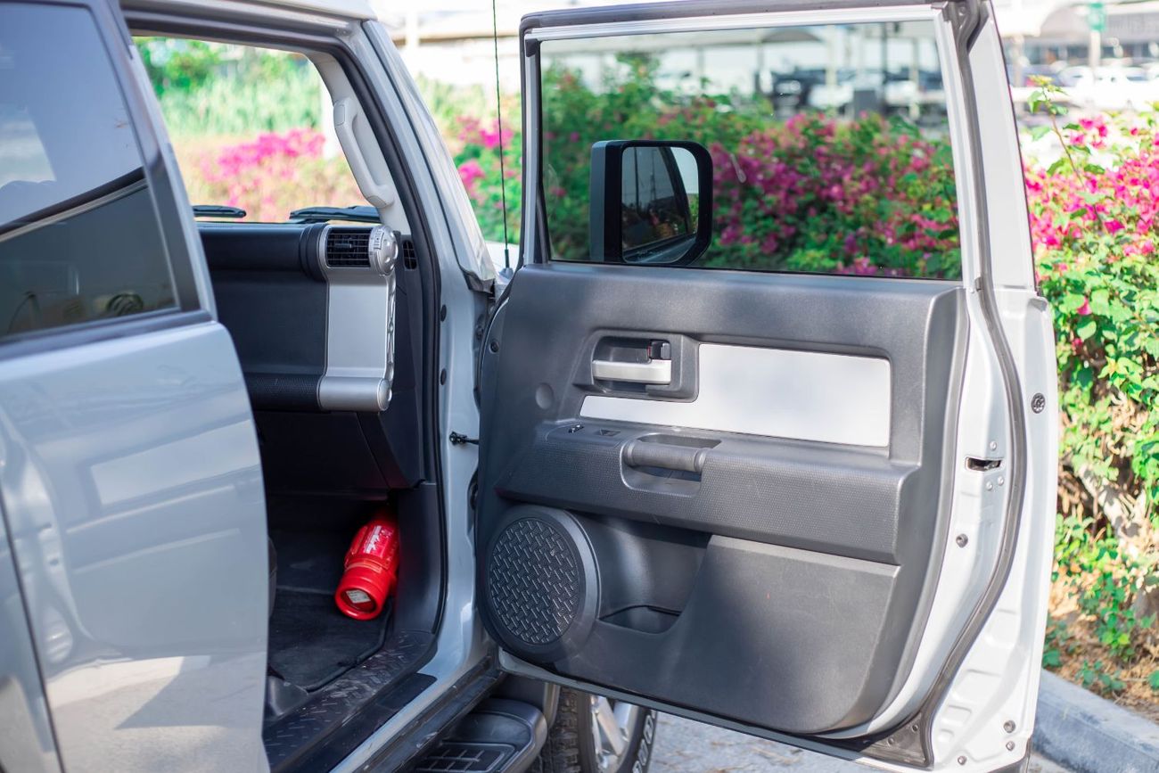 Toyota FJ Cruiser FJ2 4.0L