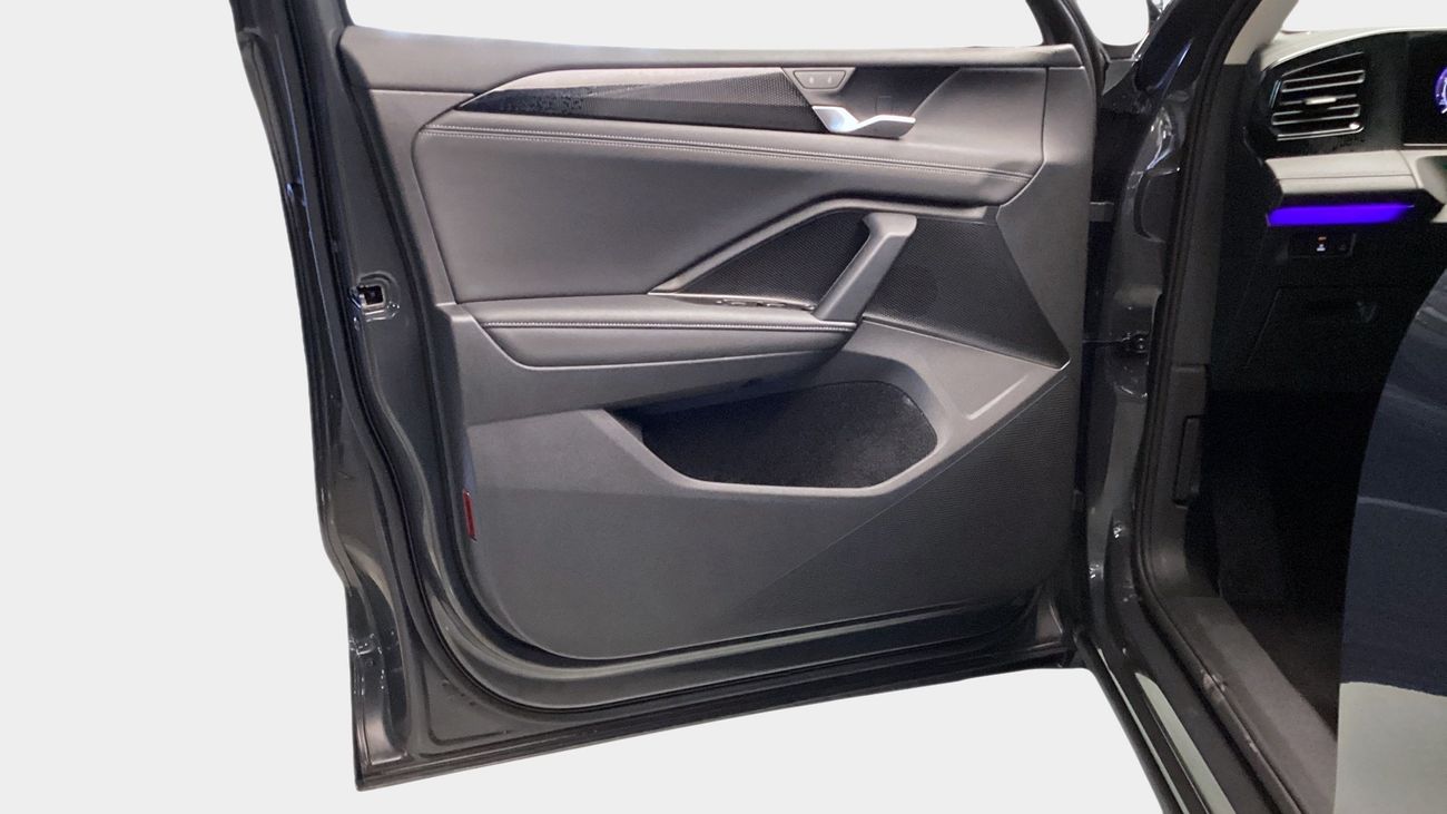 Volkswagen Tiguan Life 1.4L Life | Guaranteed Warranty | 0 Down Payment