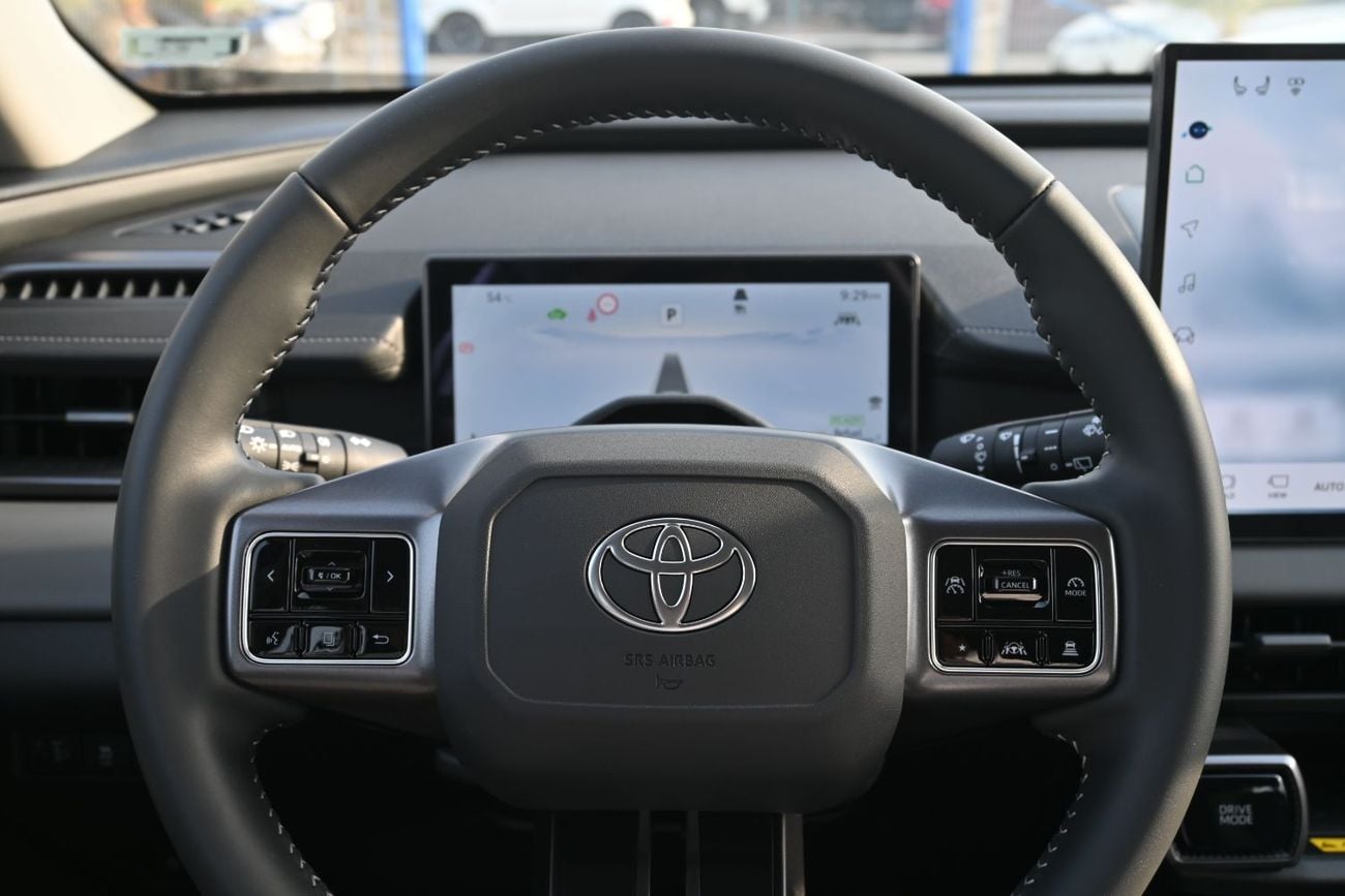 تويوتا راف ٤ LUXURY HEV (NON GCC) 2.5L Hybrid AWD, Chinese Specs