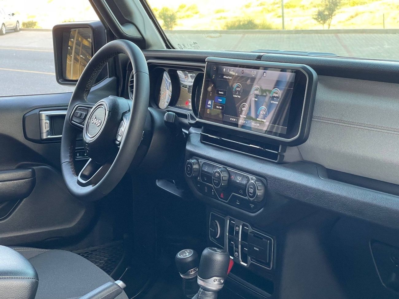 Jeep Wrangler Unlimited Sport 3.6L A/T JL / 3.6L V6 / RADAR /HURRICANE ADJUSTABLE /RADAR / LINE ASSIST / LOW MILEA