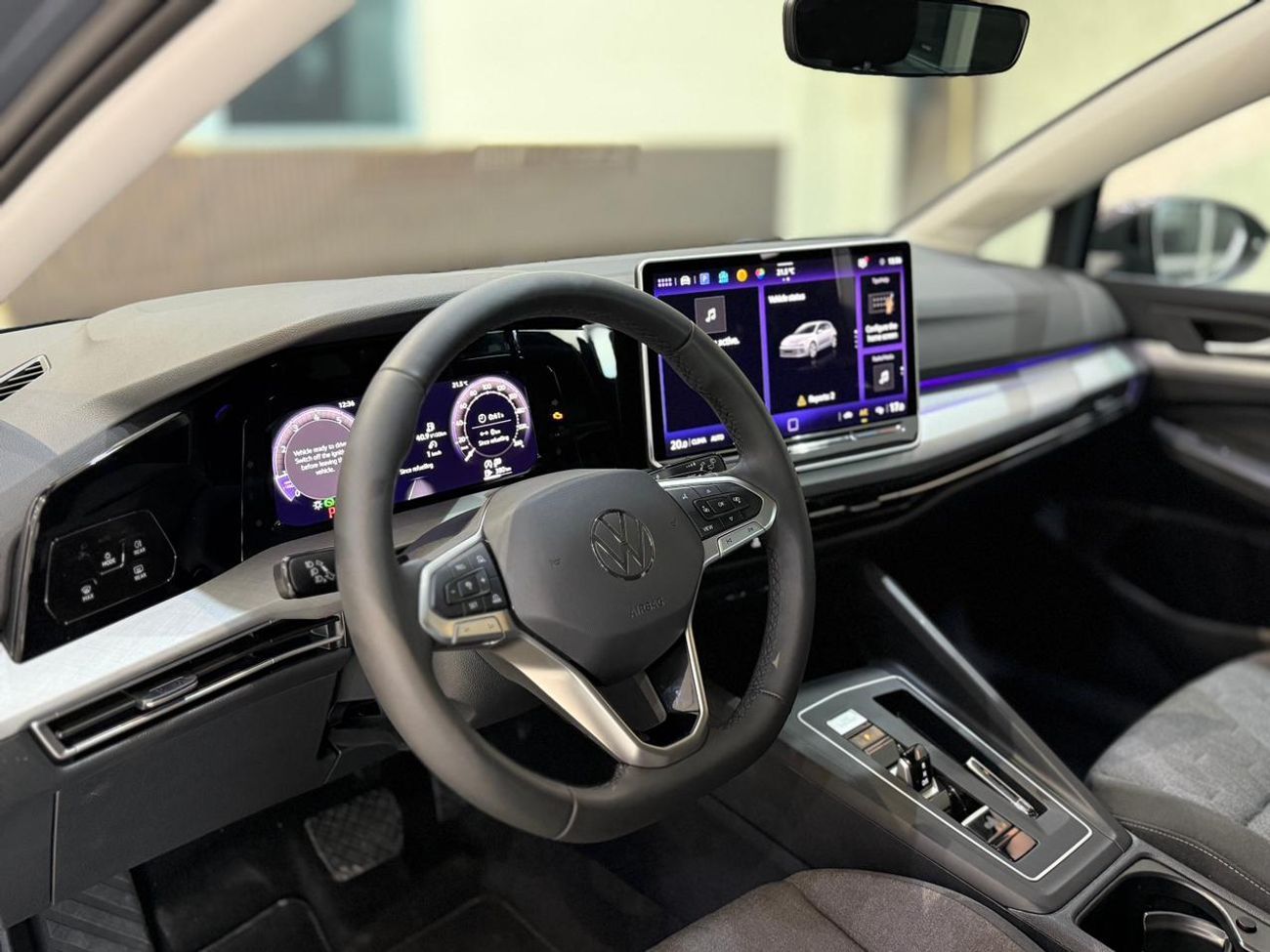 Volkswagen Golf VOLKSWAGEN GOLF ETSI II 2025 II FULL LOADED