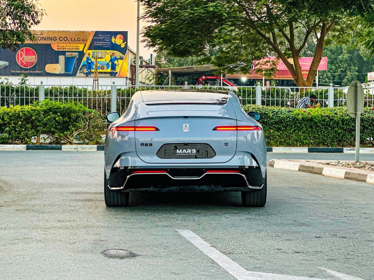 أفاتر 12 Performance AWD