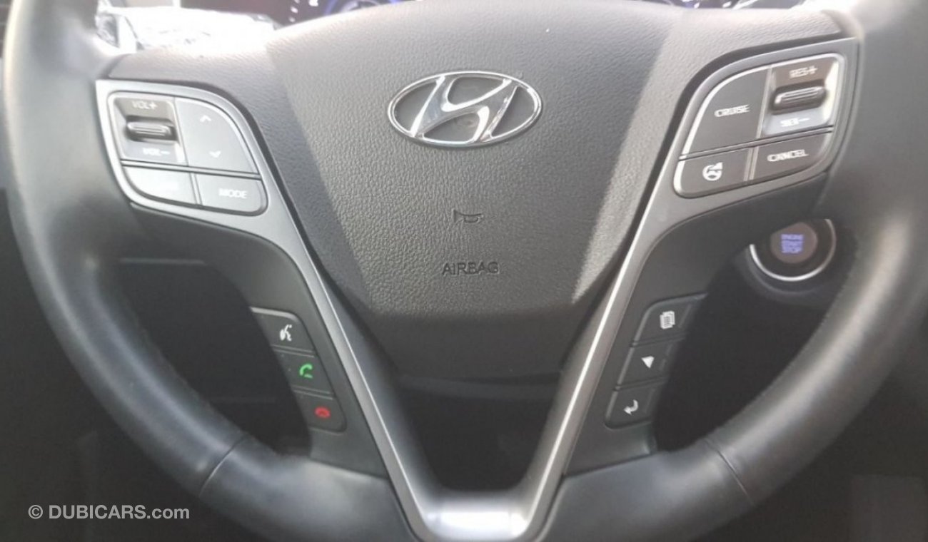 Hyundai Santa Fe LEFT HAND PETROL